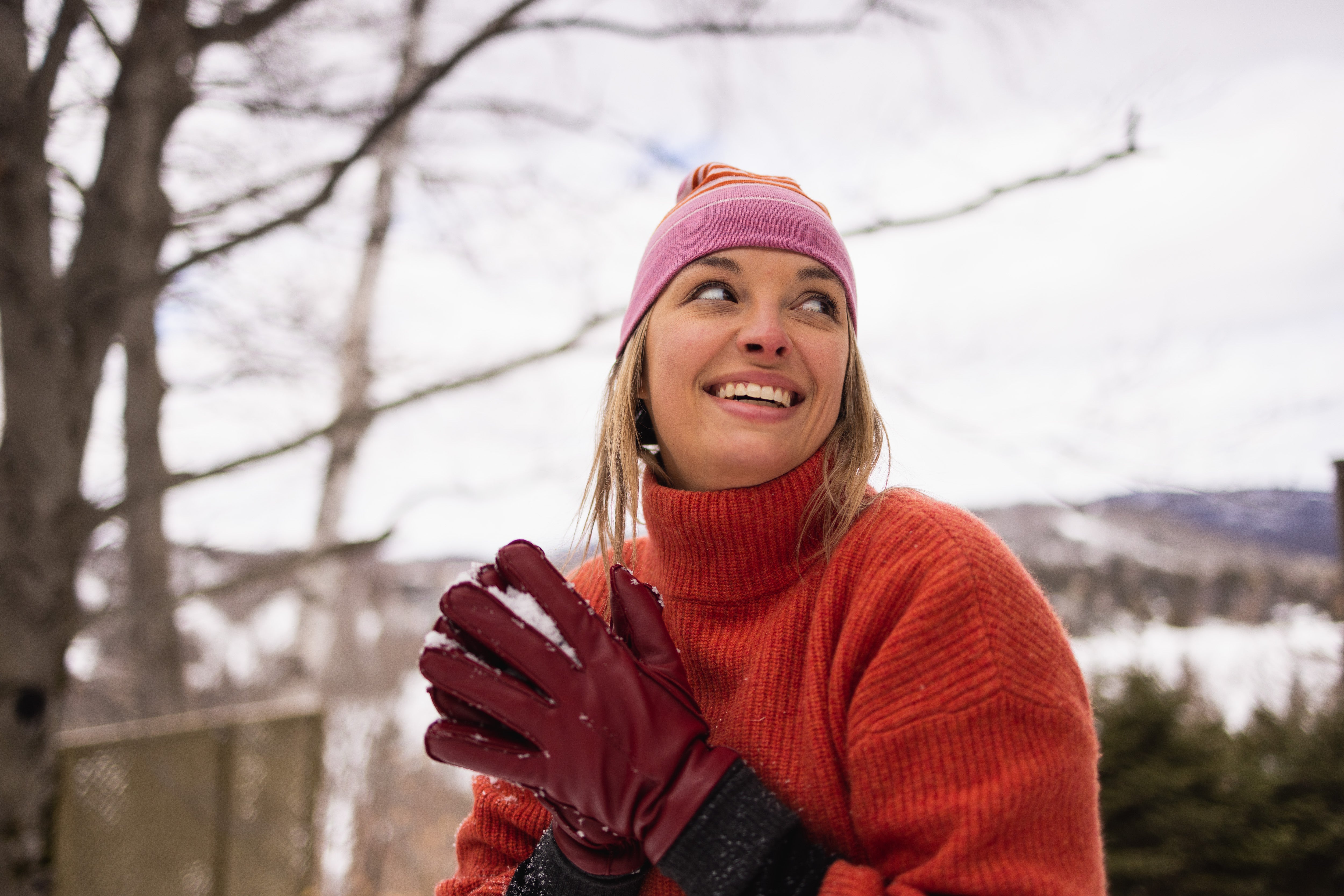 Top 8 Best Warm Mittens for Women in 2023 – Brume