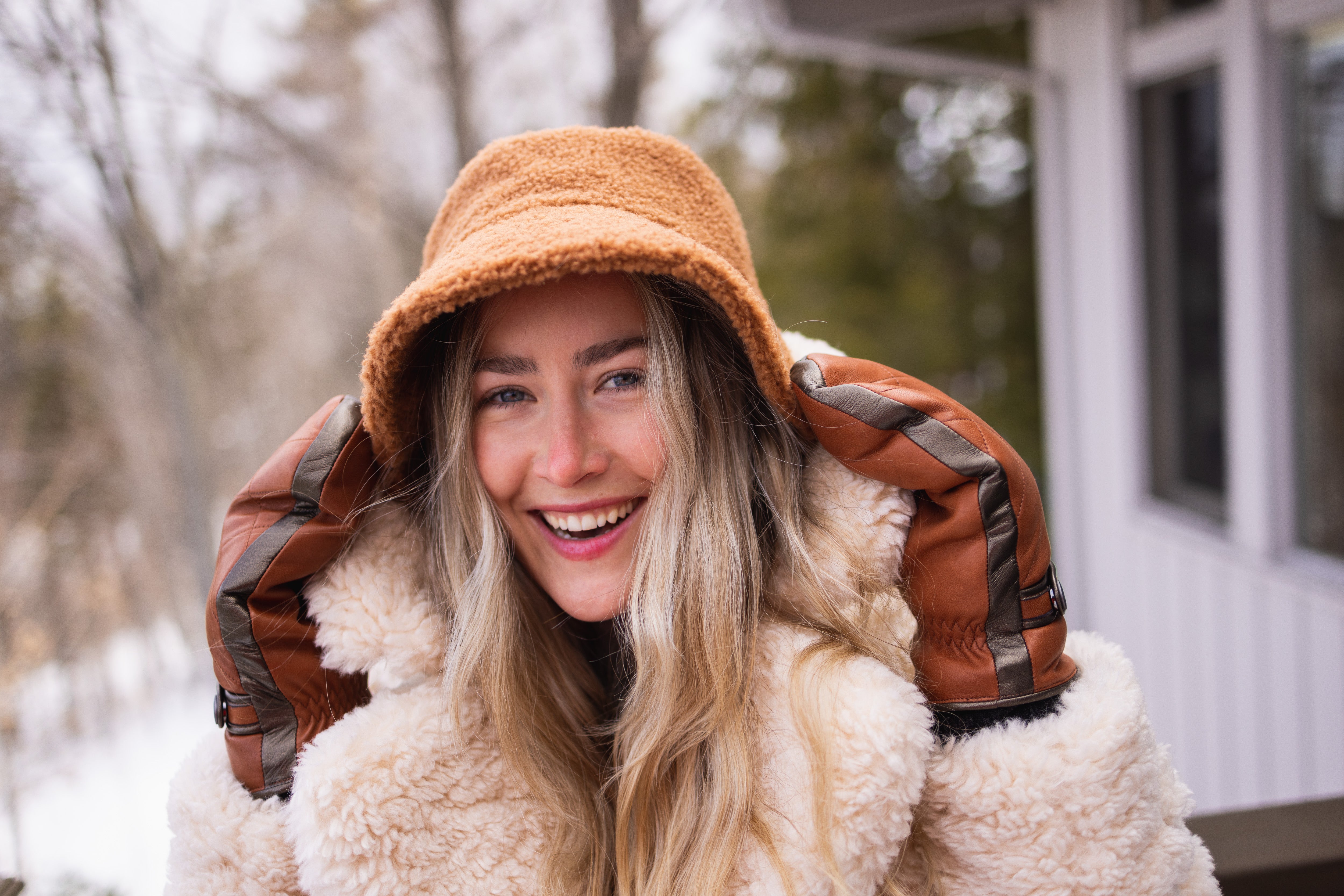 Top 8 Best Warm Mittens for Women in 2023 – Brume